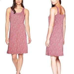 Columbia women’s PFG Omni-Freeze Advanced Cooling floral dress red size medium